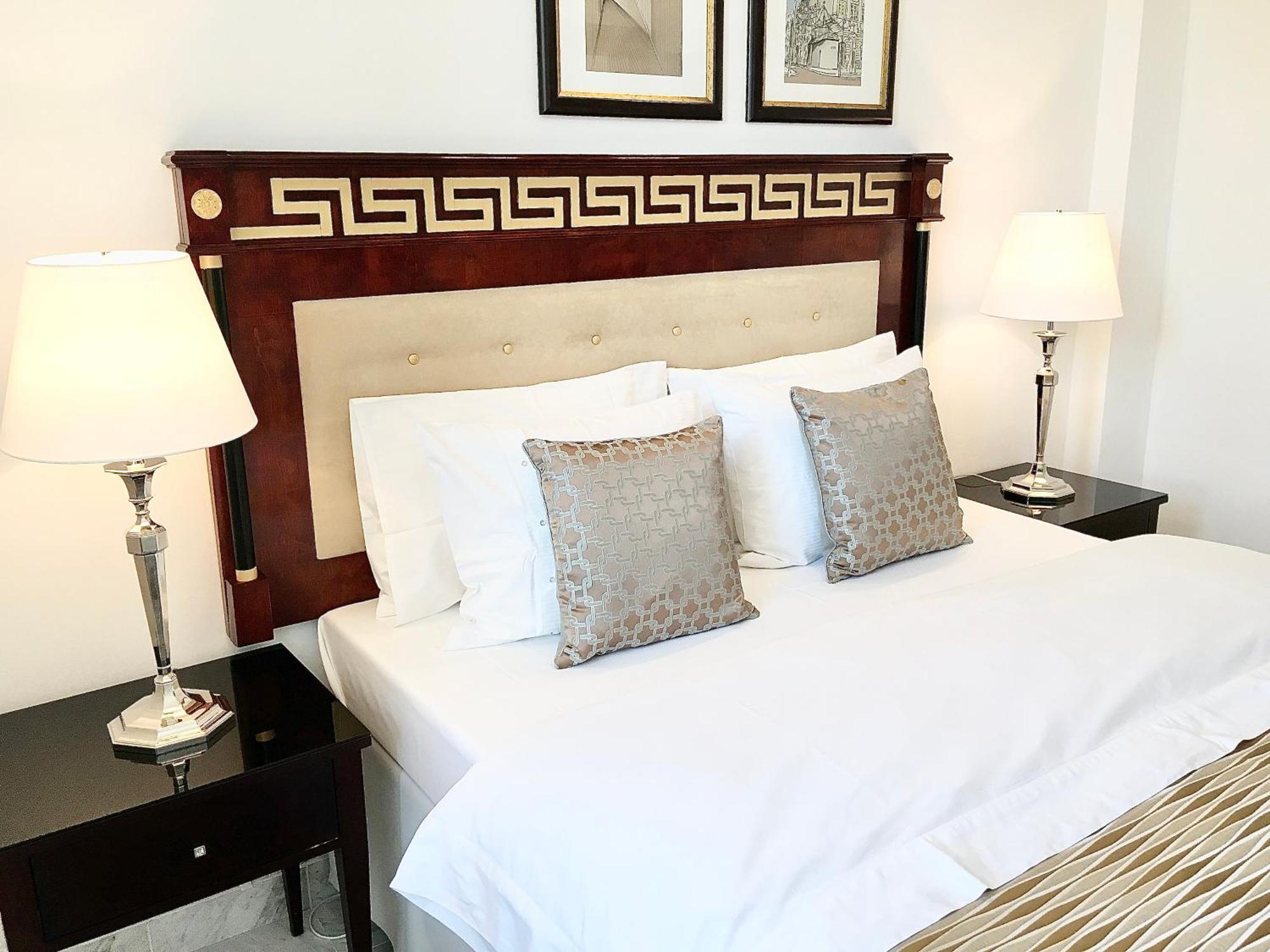 Mondrian Luxury Suites & Apartments Old Town Warszawa Rom bilde
