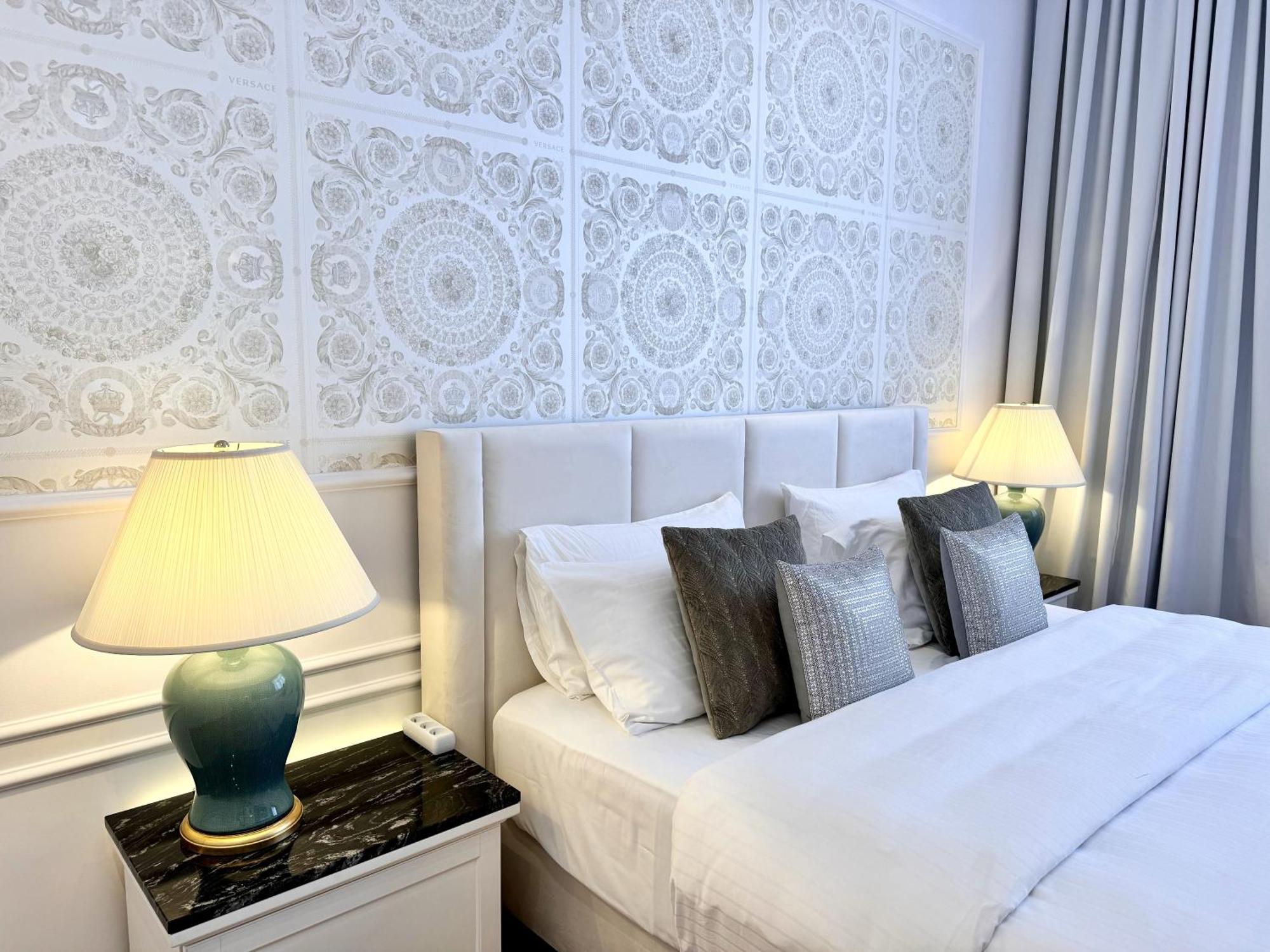 Mondrian Luxury Suites & Apartments Old Town Warszawa Rom bilde